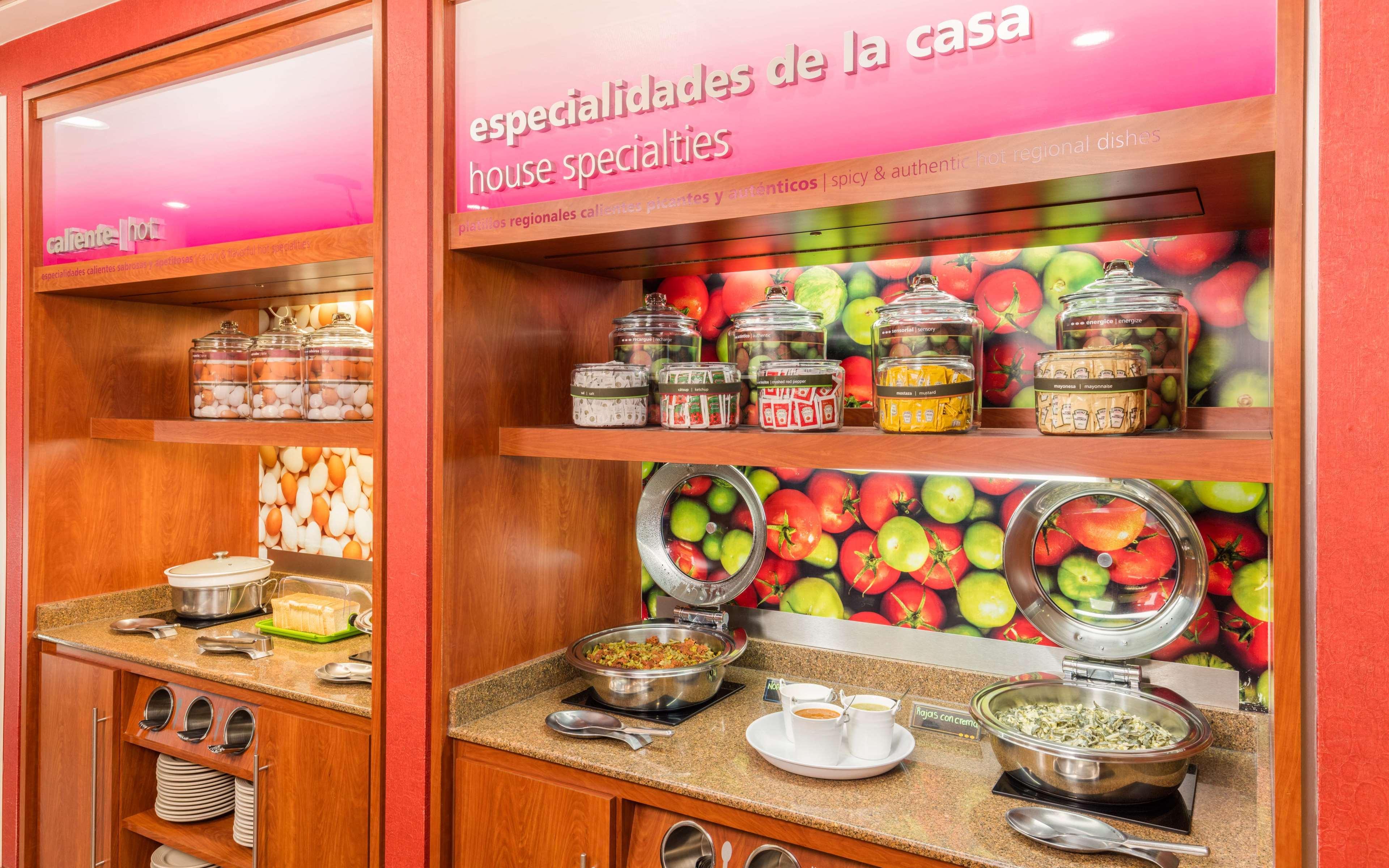 Hotel Hampton By Hilton Queretaro Tecnologico Extérieur photo