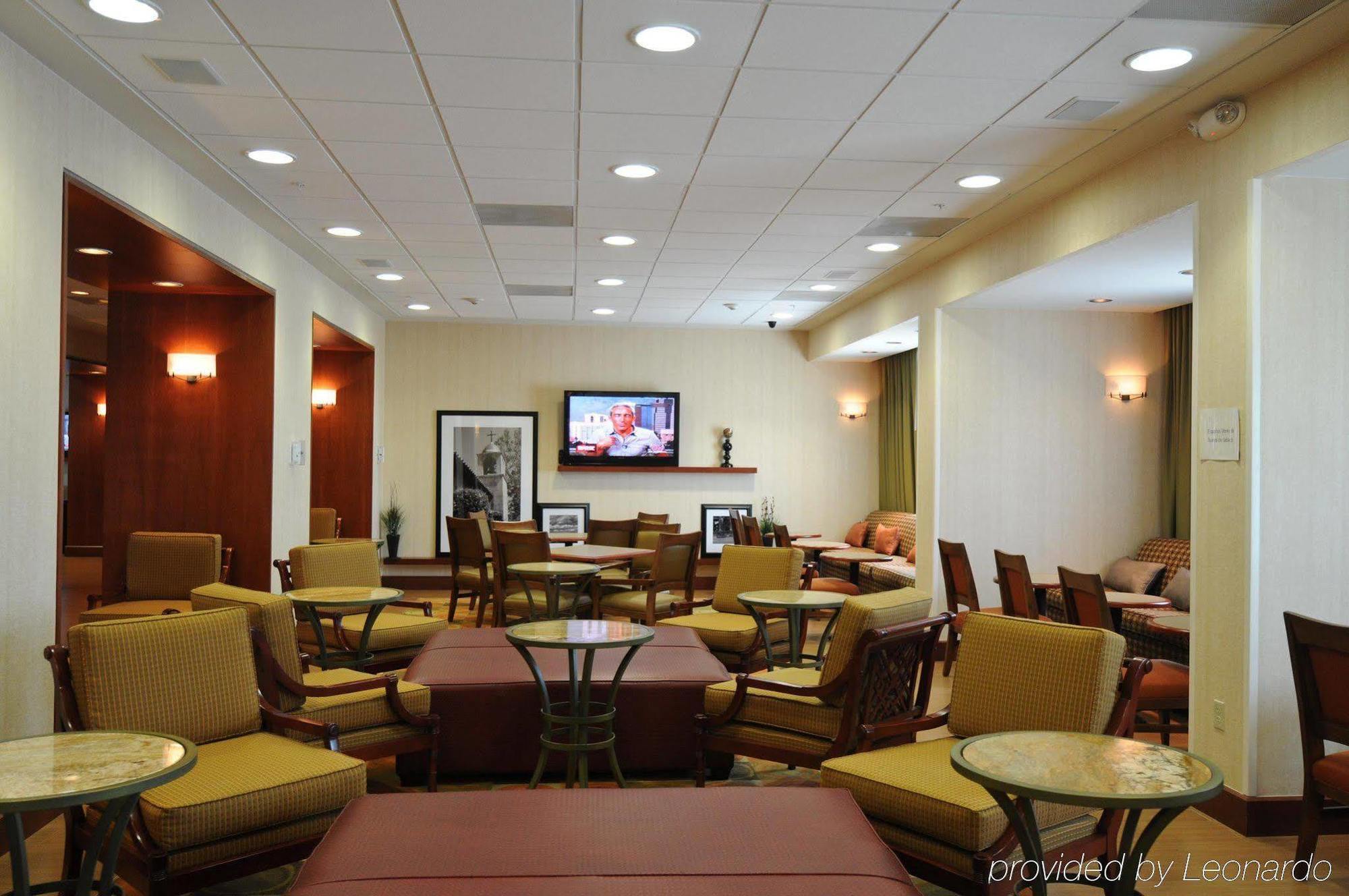 Hotel Hampton By Hilton Queretaro Tecnologico Extérieur photo