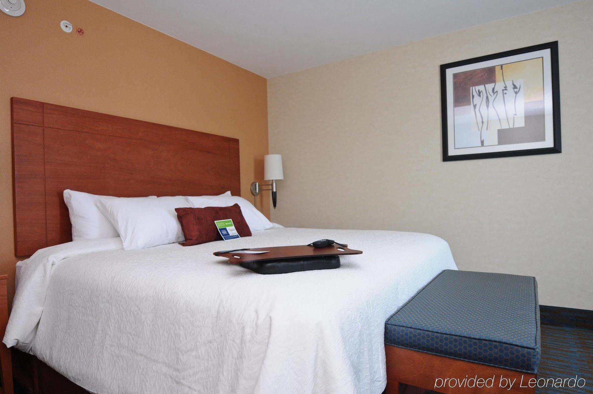 Hotel Hampton By Hilton Queretaro Tecnologico Chambre photo