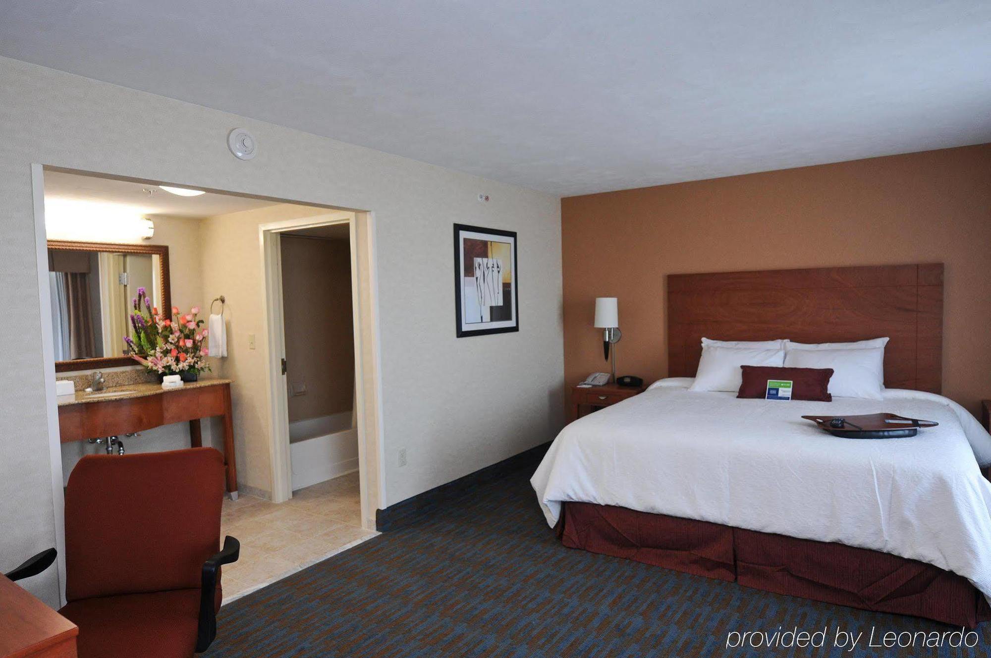 Hotel Hampton By Hilton Queretaro Tecnologico Chambre photo