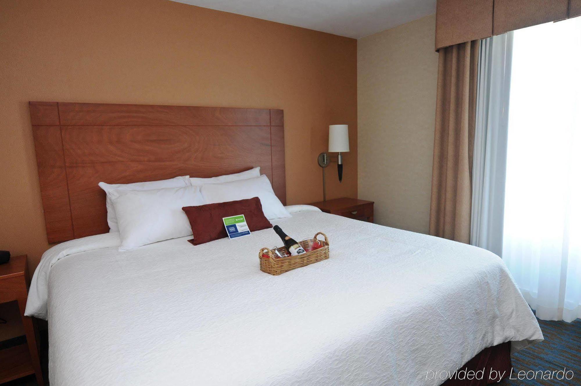 Hotel Hampton By Hilton Queretaro Tecnologico Chambre photo
